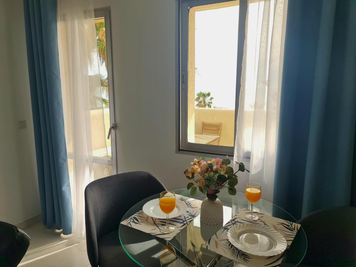 Precioso apartamento con piscinas y vistas al mar. Benalmádena Exterior foto